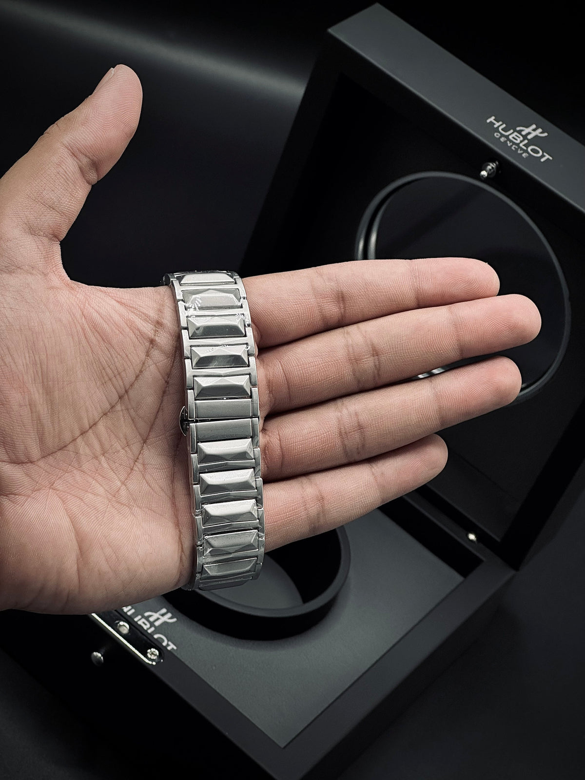 Hublot Cut Rotating Back (Swiss like)